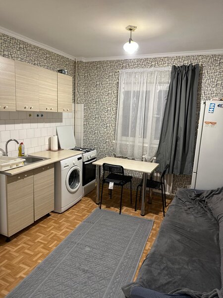 Lujerului Inchiriere Apartament cu 2 camere 1 min de Metrou Lujerului